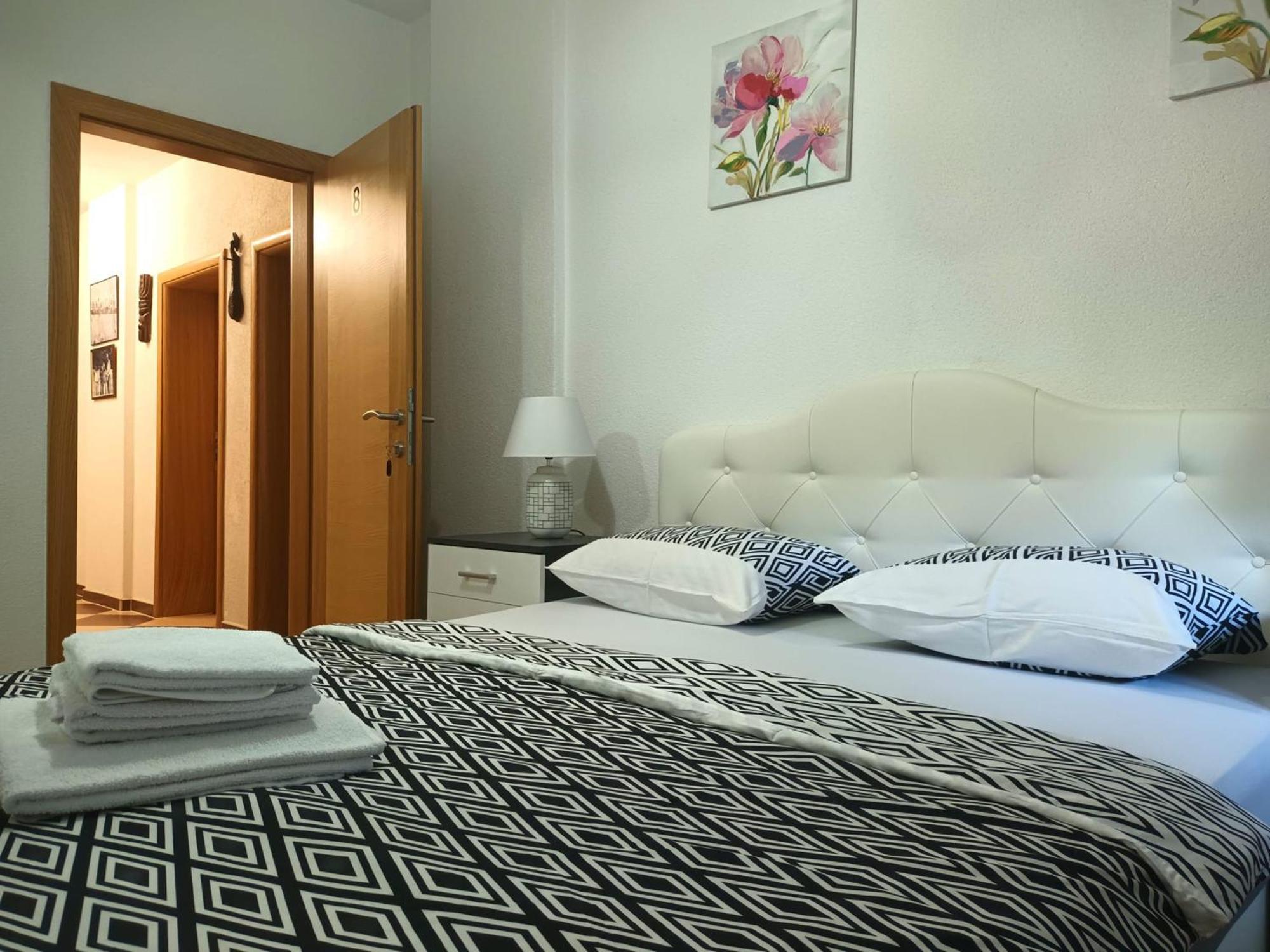 Vacation Home Keskic Velika Gata Exterior foto
