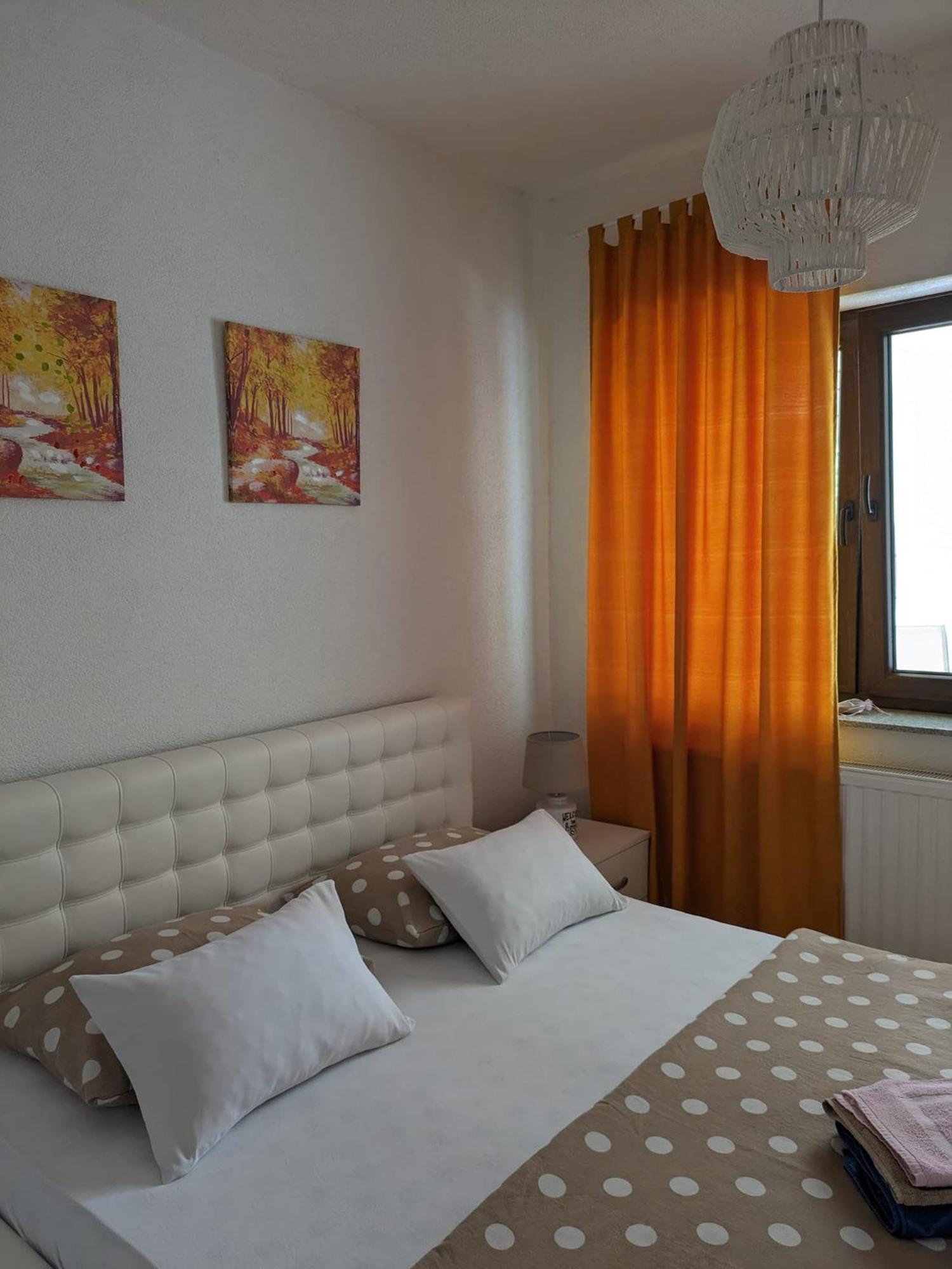Vacation Home Keskic Velika Gata Exterior foto